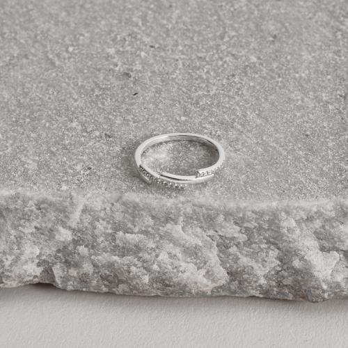 Anel palitos lisos e cravejados