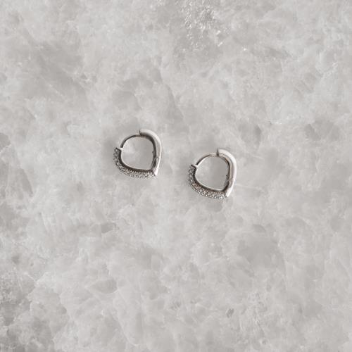 Argola click gota 12mm triplo cravejado