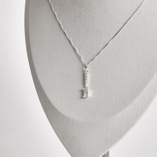 Colar pingente palito cravejado com zircônia retangular 11mm 45cm