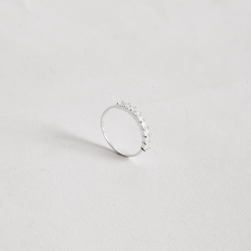 Anel meia aliança zircônias quadrada e retangular 