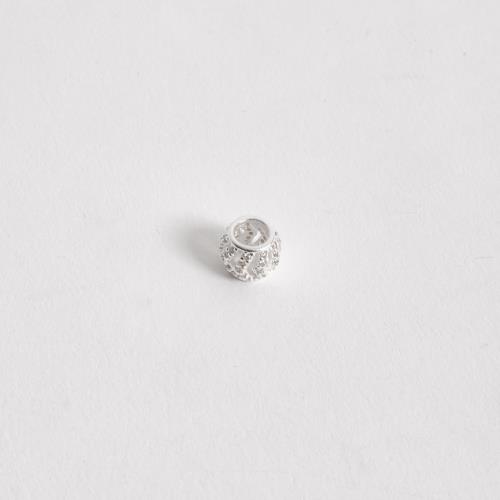 Berloque separador vazado cravejado 8mm