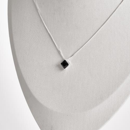 Colar zircônia losango ônix 10mm 45cm