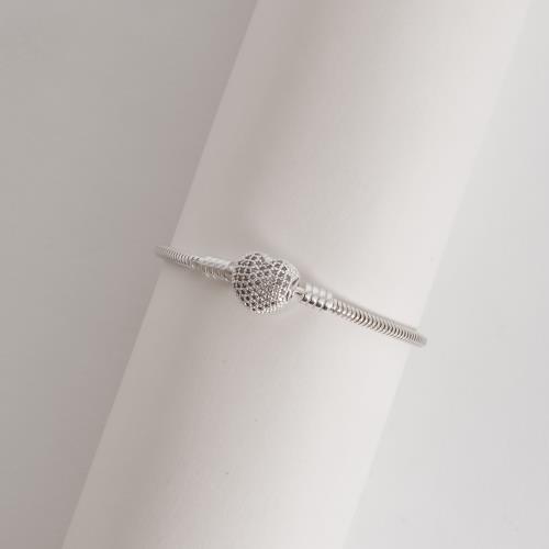 Pulseira para berloques 2.4 fecho coração cravejado com escrito