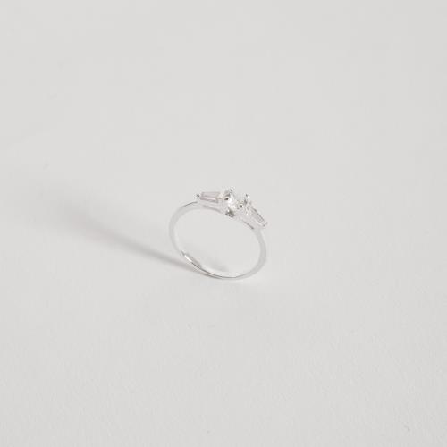 Anel 3 zircônias cristal