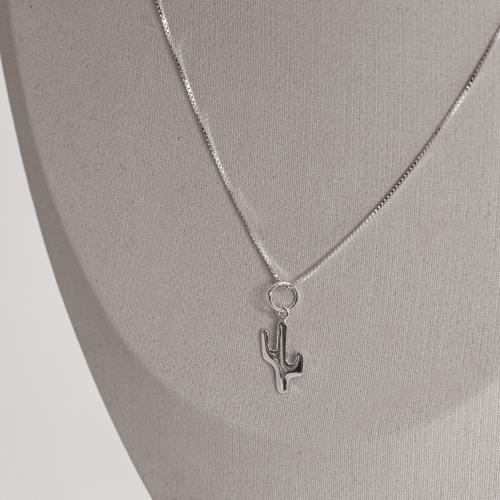 Colar pingente cacto 12mm 40cm