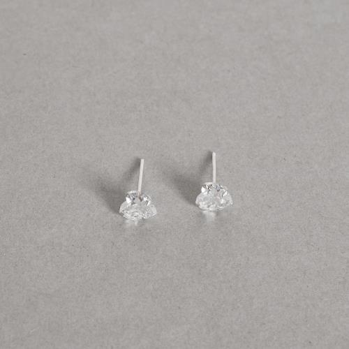 Brinco zircônia coração cristal 6mm