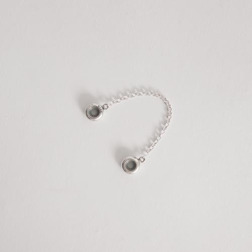 Berloque trava silicone ródio