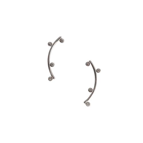 Brinco curva com zircônias 21mm