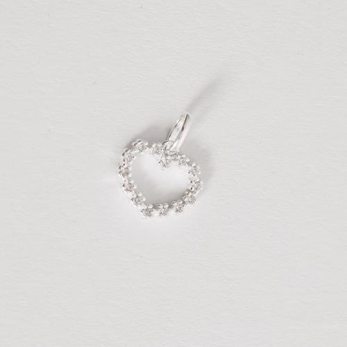 Pingente coração vazado cravejado 12mm