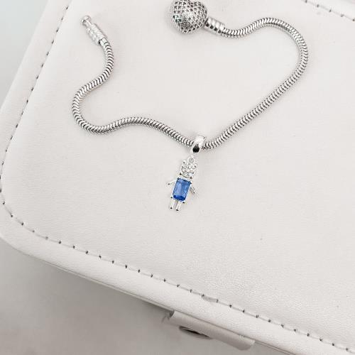 Berloque pingente menino zircônia azul 13mm