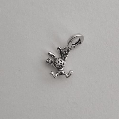 Berloque pingente Oswald detalhe zircônia 15mm envelhecido
