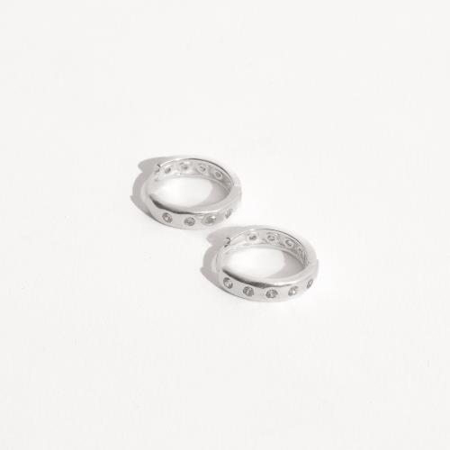 Argola click com zircônias frente e verso 14mm