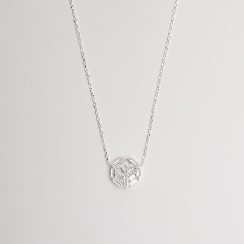 Colar entremeio medalha cravejada trabalhada 12mm corrente cadeado 40+5cm