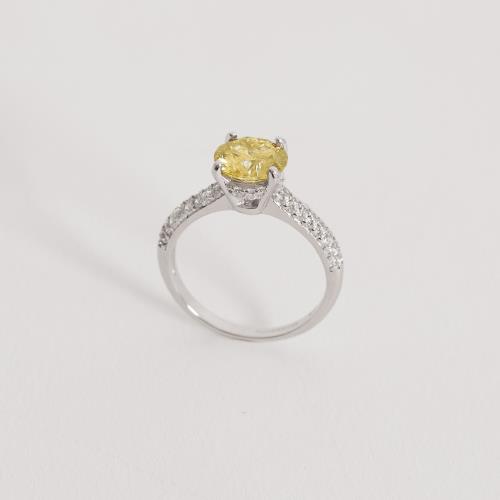 Anel solitário moissanite Yellow Fancy 7.5mm com cravejado ródio