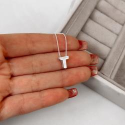 Colar letra T 9mm 45cm