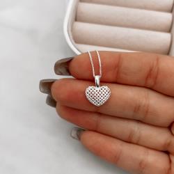 Colar coração rendado trabalhado 12mm 45cm