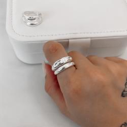 Anel duplo largo liso e texturizado