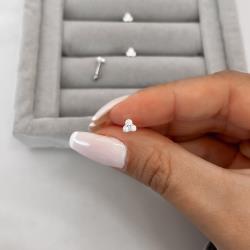 Piercing haste 3 zircônias 4mm