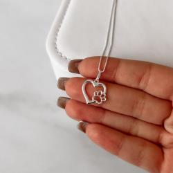Colar pingente coração vazado com pata 15mm 45cm