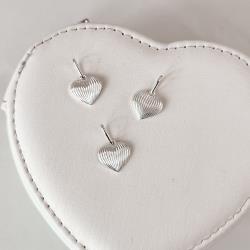 Pingente coração com vinco 11mm