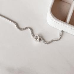 Berloque separador letra Q 10mm