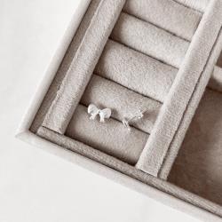 Brinco laço riscado 10mm