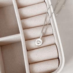 Colar pingente medalha zircônia coração 8mm 40cm