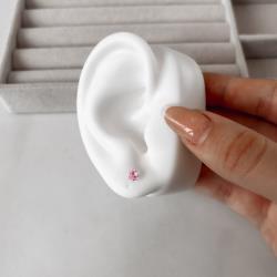 Brinco zircônia quadrada rosa 4mm