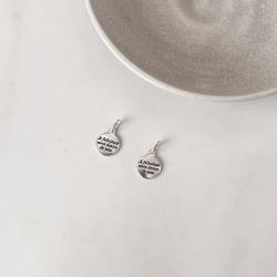 Pingente medalha a felicidade mora dentro de mim 11mm