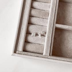 Brinco zircônia quadrada cristal 6mm