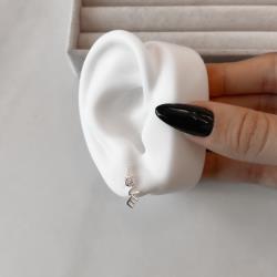 Brinco love detalhe zircônia 17mm