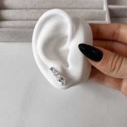 Brinco ear cuff pedras ovais e redonda