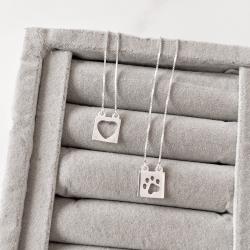 Escapulário placas pata e coração vazado v12 60cm