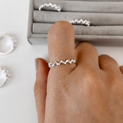 Anel detalhe zigzag