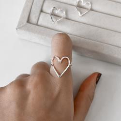 Anel coração vazado 18mm
