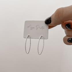 Brinco navete vazado riscado 29mm