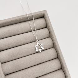 Colar pingente estrela de Davi 14mm 45cm