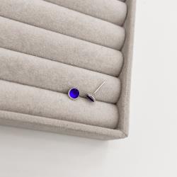 Brinco zircônia redonda azul bic embutida 5mm