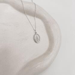 Colar pingente medalha dupla face Nsa. Sra. da Conceição e cruz 16mm corrente cadeadinho 45cm