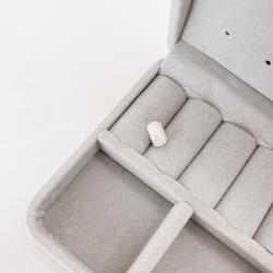 Berloque separador largo cravejado 9mm