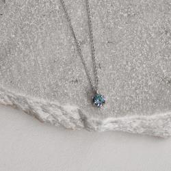 Colar pingente moissanite rainbow green 6.5mm corrente cadeadinho 45cm ródio