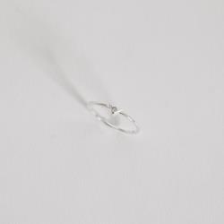 Anel triângulo com zircônia 