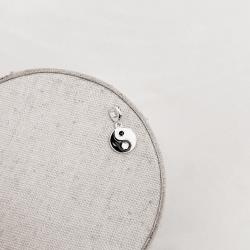 Berloque pingente Yin Yang 10mm resina