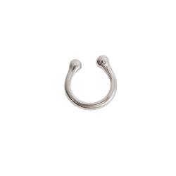 Piercing fake rígido