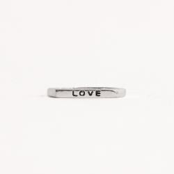 Anel reto escrito love resina