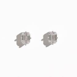 Brinco moissanite emerald 7x5mm