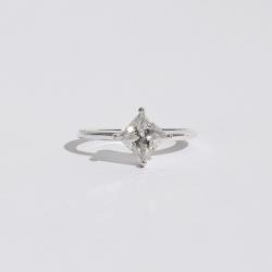 Anel solitário moissanite losango cristal 6x6mm