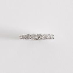 Anel aliança cravejada com moissanites 3mm