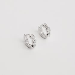 Argola click corrente com zircônias 10mm detalhe corações vazados
