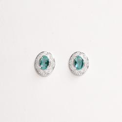 Brinco medalha trabalhada 11mm com zircônia oval turmalina